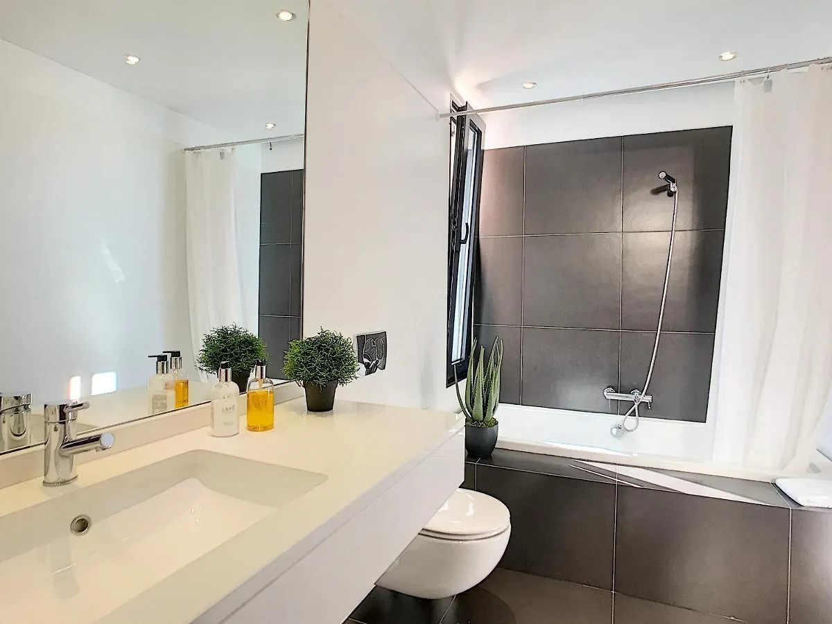 Villa Ocean Sight By Lovelystay Funchal  0*, Funchal (Madeira)